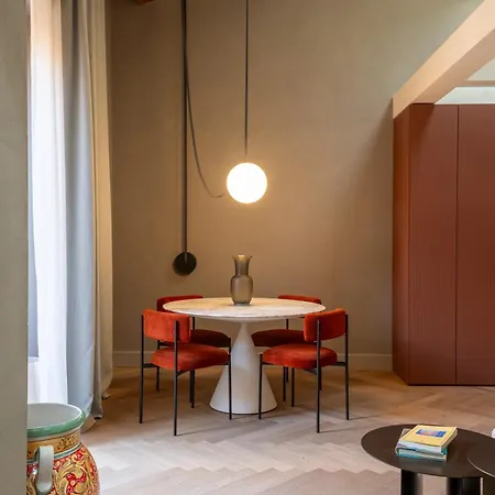 Metropole Hotel