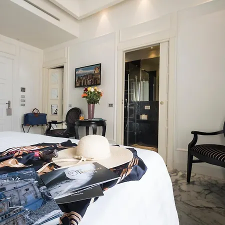 Metropole 5* تاورمينا