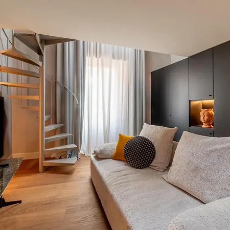 Metropole 5* تاورمينا