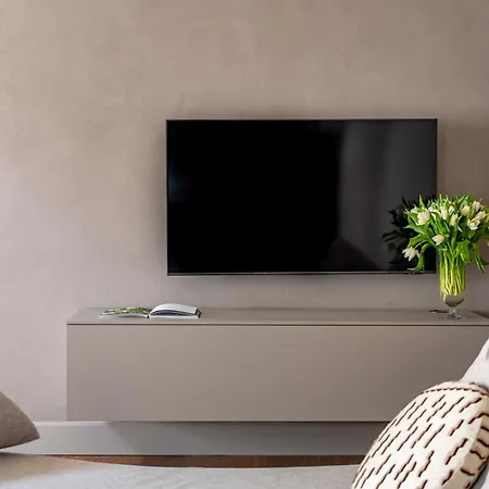 Metropole 5* تاورمينا