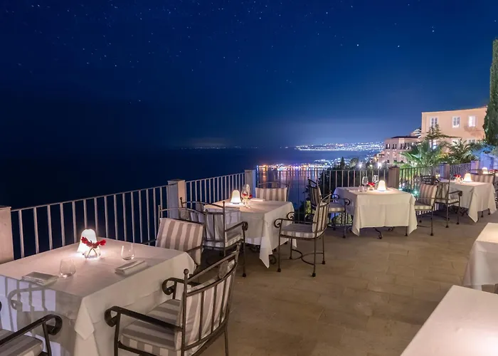 都市之家酒店 酒店 陶尔米纳