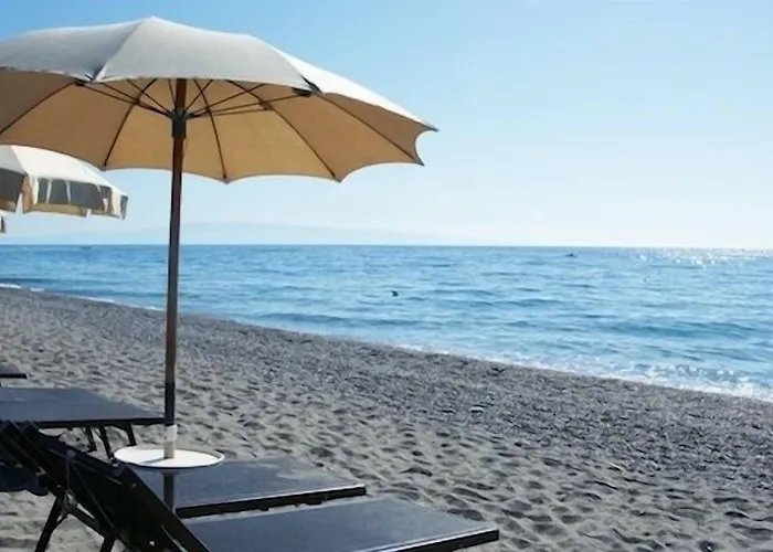 都市之家酒店 酒店 陶尔米纳