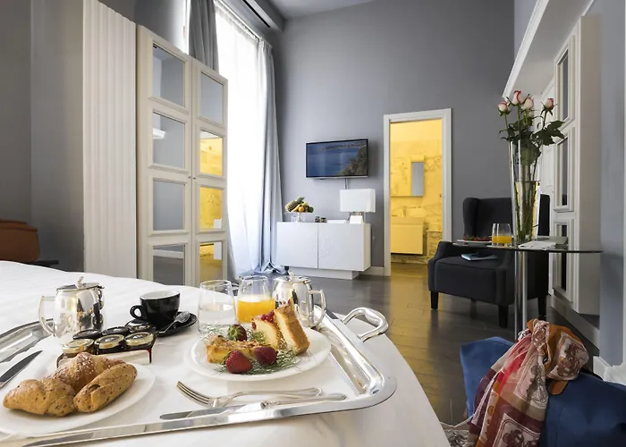 都市之家酒店 酒店 陶尔米纳